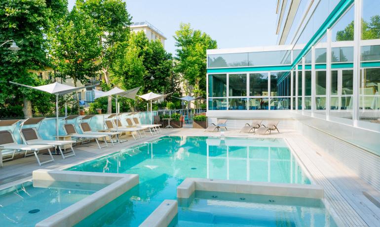 aquahotel it offerta-hotel-rimini-vicino-fiera-macfruit-con-parcheggio-gratis 052
